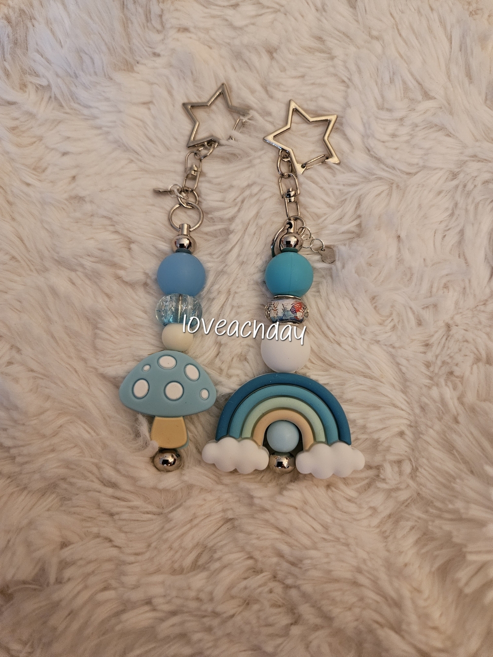 ☆Silicone Blue Rainbow & Mushroom Keychain Set